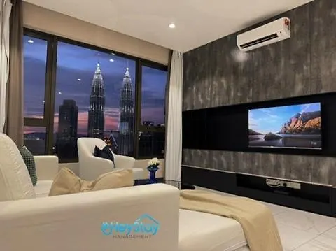 Wyndham Suites Klcc By Heystay Management Kuala Lumpur