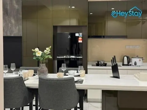 Wyndham Suites Klcc By Heystay Management Kuala Lumpur